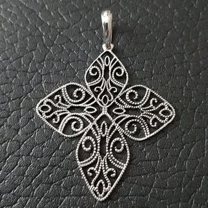 BARSE 925 Thai filigree Sterling Silver Cross pendant.